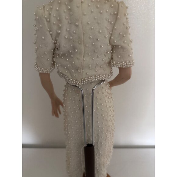 Princess Diana Porcelain Doll In Pearl Embellished Evening Gown W/ Tiara & Stand - Picture 13 of 16